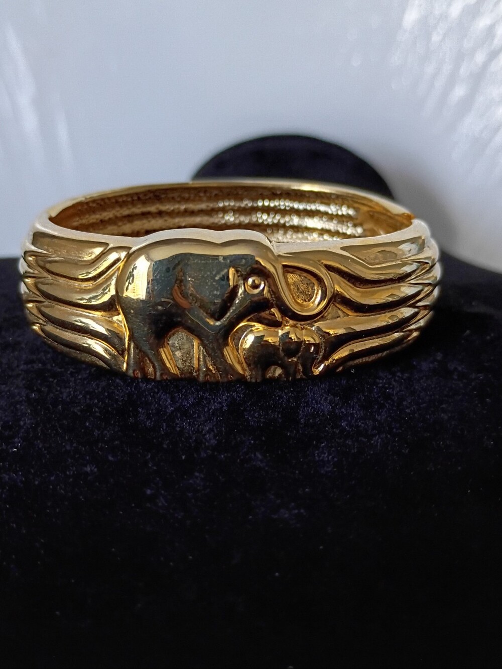 Vintage Hinge Goldtone Elephant Motif Cuff Bracelet